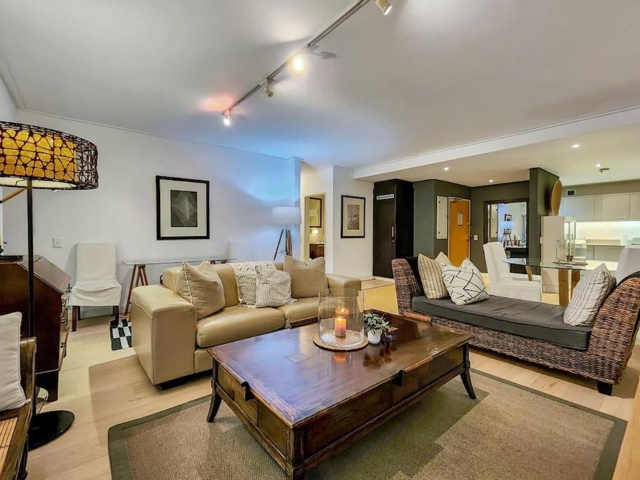 Apartamento Cozy And Stylish With Exceptional Views! Ciudad del Cabo Exterior foto