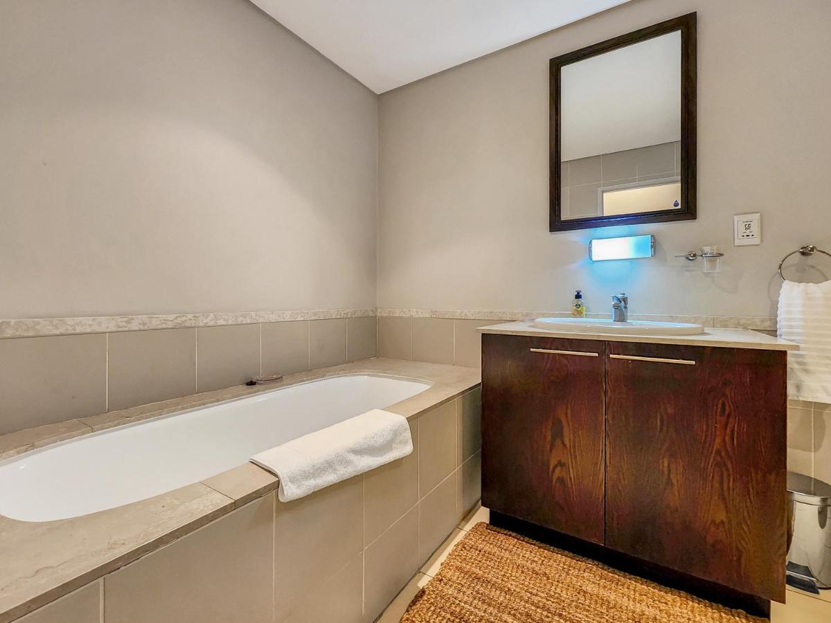 Apartamento Cozy And Stylish With Exceptional Views! Ciudad del Cabo Exterior foto
